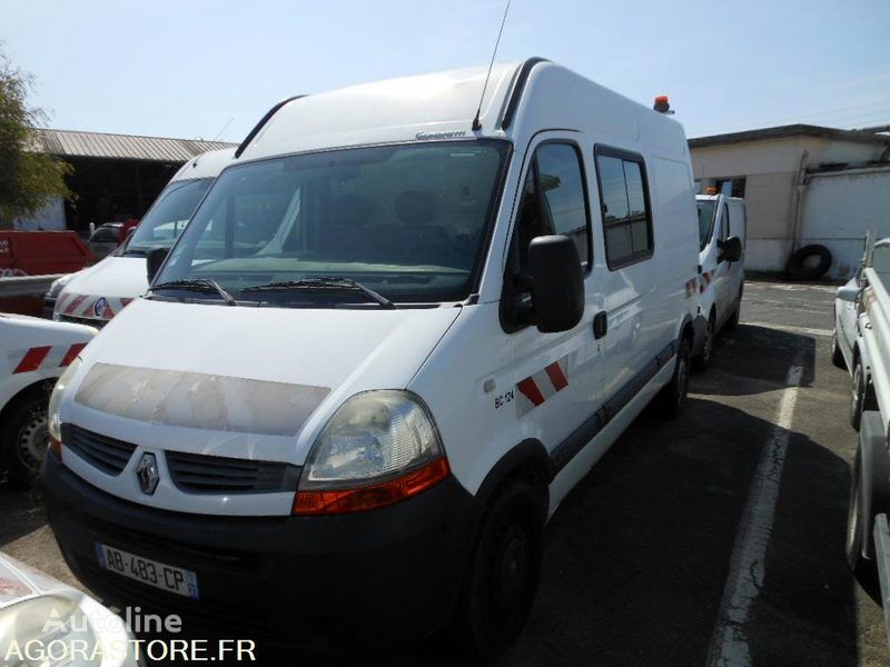 Renault MASTER closed box van