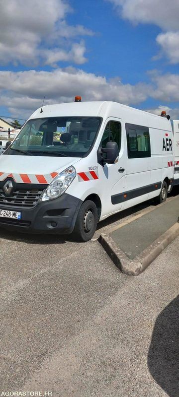 Renault MASTER closed box van