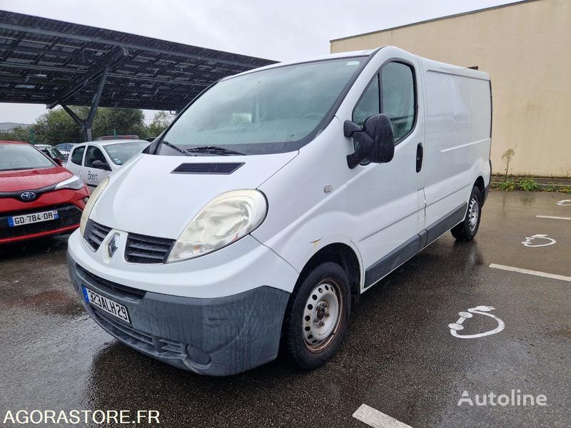 Renault Trafic closed box van