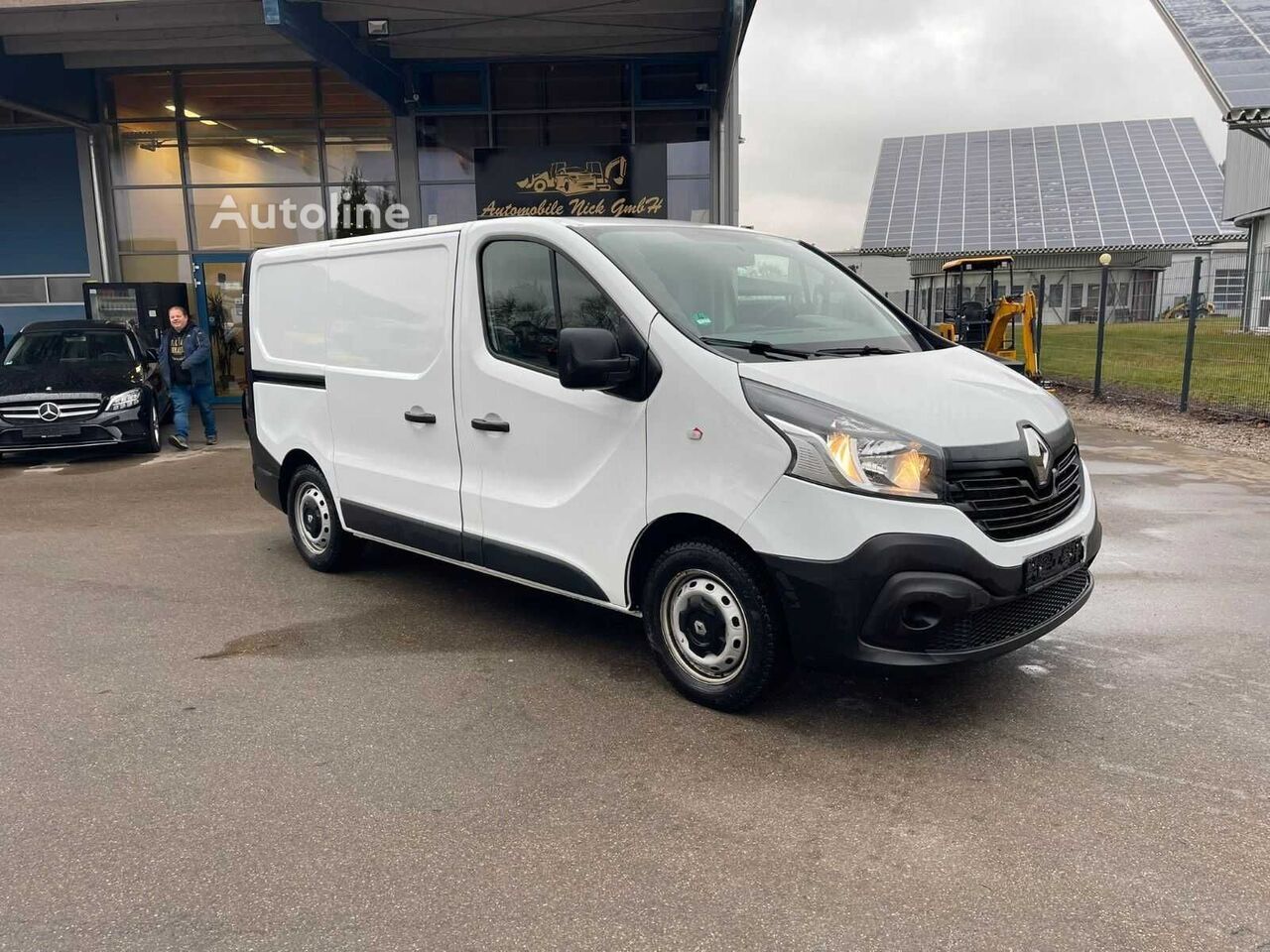 Renault Trafic closed box van for sale | Autoline GB Renault Trafic closed box van - Autoline
