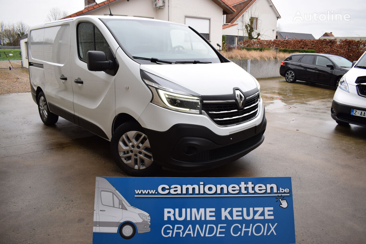 Renault Trafic 2.0DCI closed box van