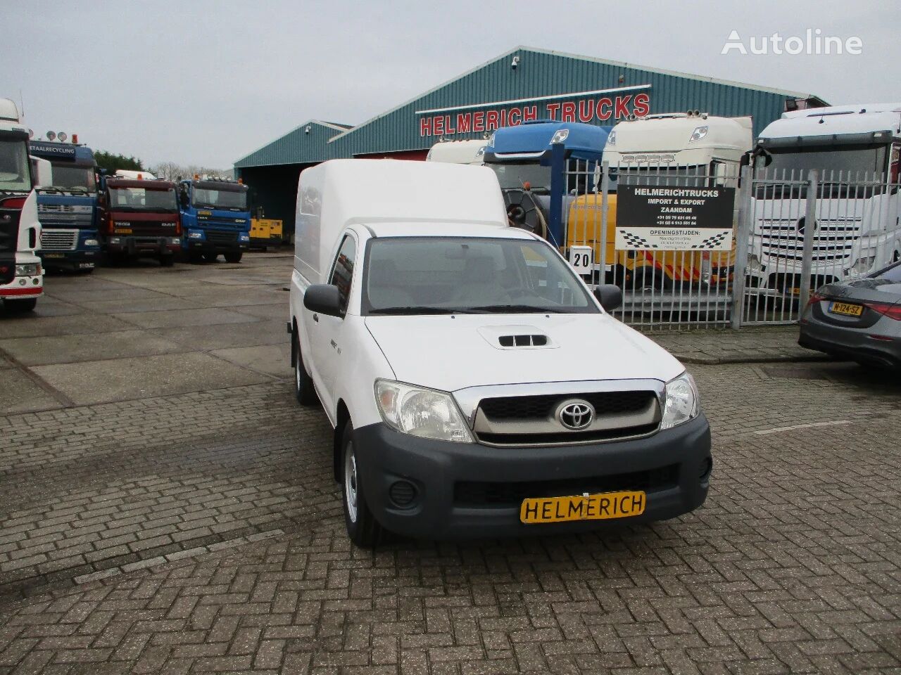 Toyota HI LUX HI-LUX SC 2.5 D 4D 2WD EURO 4 ORIGINAL HOLLAND CAR closed box van