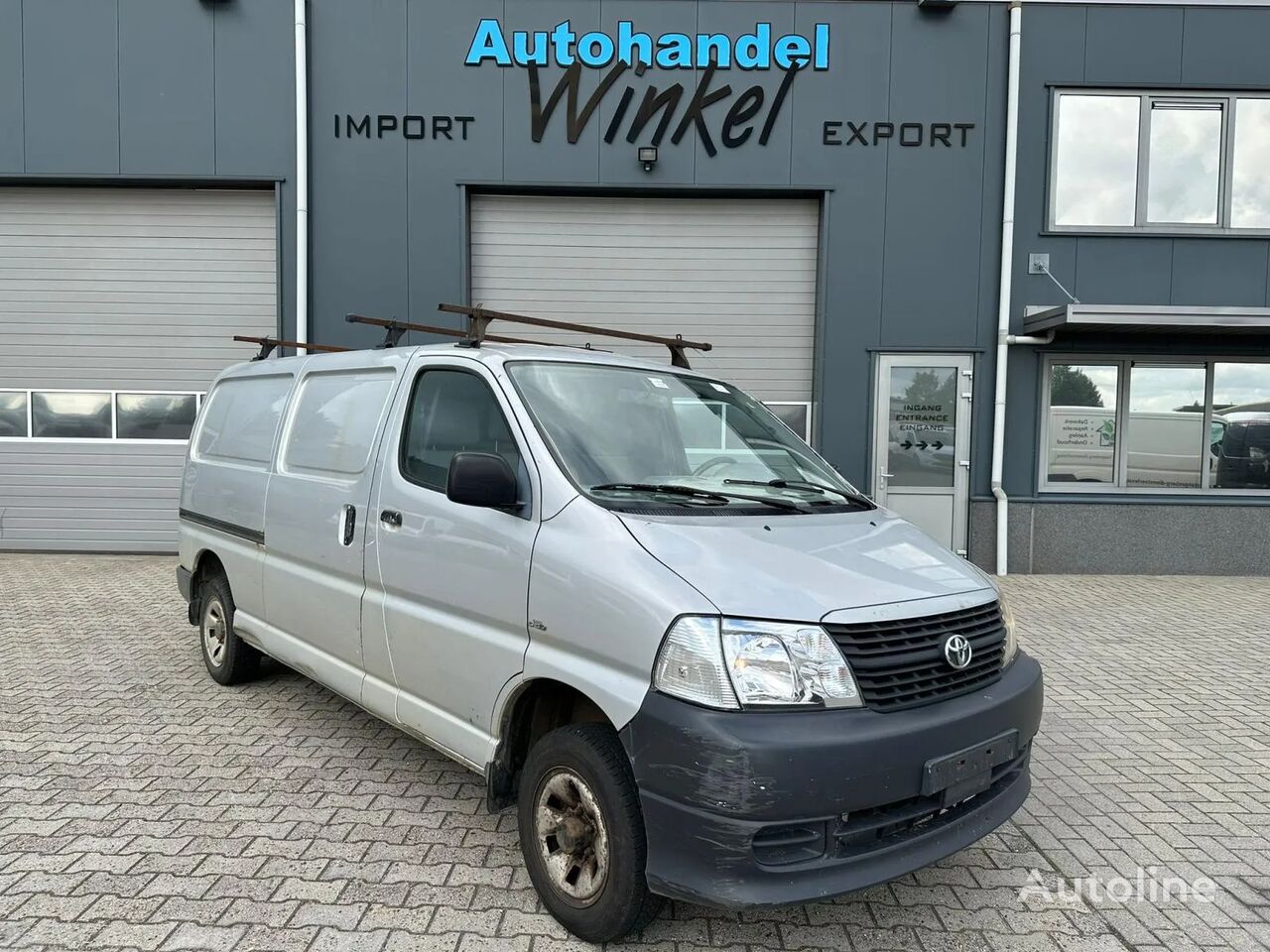 fourgon utilitaire Toyota HiAce 2.5D4D LONG 4x4