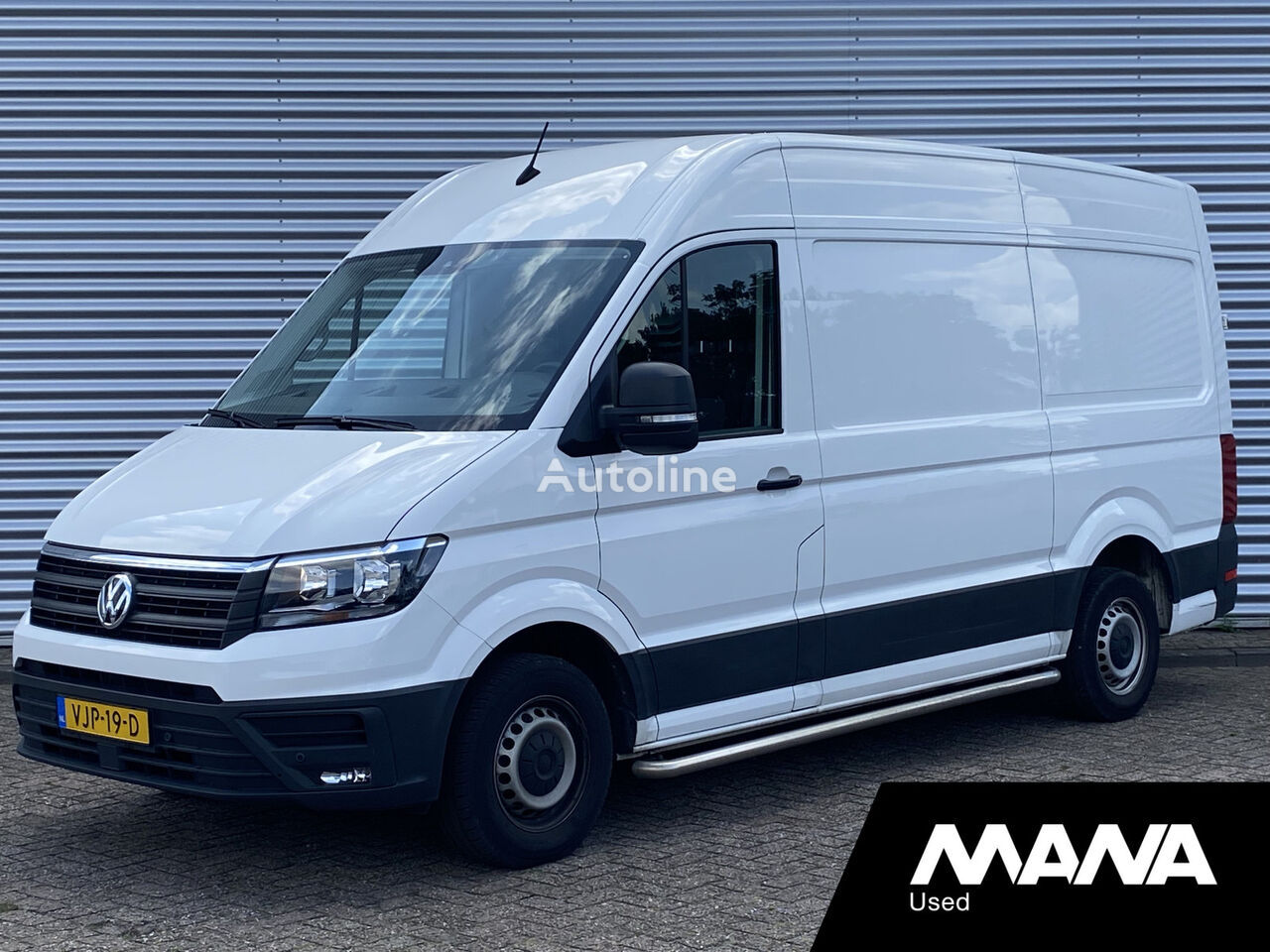 Volkswagen Crafter 2.0 TDI 140PK L3H3 Airco Sidebars Trekhaak Sensoren Crui closed box van