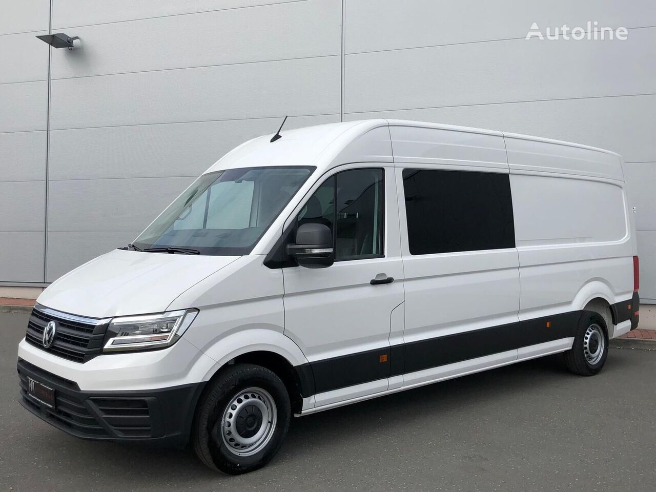 الميكروباصات شاحنة مقفلة Volkswagen Crafter 35 L4H3 MIXTO LED MFL PDC FWD KLIMA