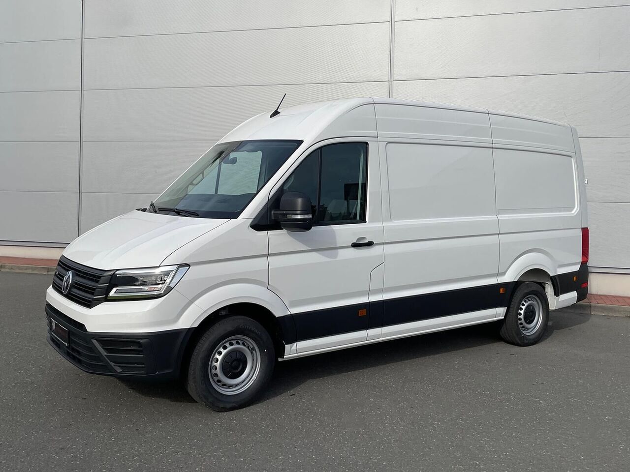 الميكروباصات شاحنة مقفلة Volkswagen Crafter Kasten 35 L3H3 4MOTION AUTOM ACC LED NAV