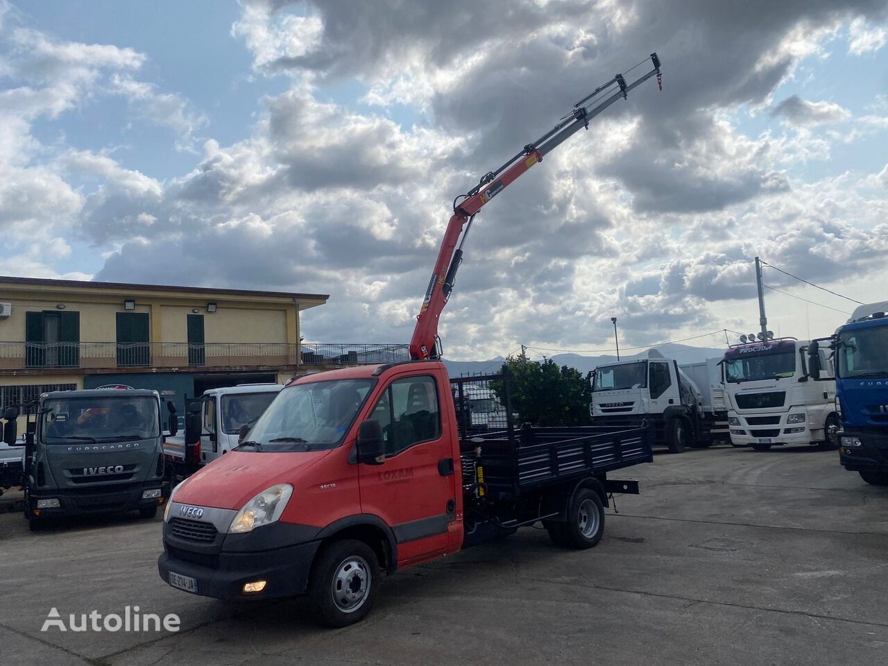 IVECO DAILY 35C13 kamion kiper < 3.5t