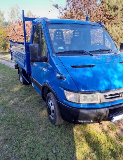 camion-benne < 3.5t IVECO Daily