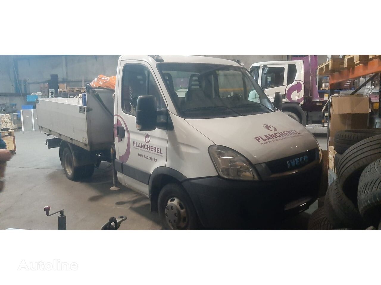 شاحنة قلابة < 3.5طن IVECO  Daily 35C15 Tipper