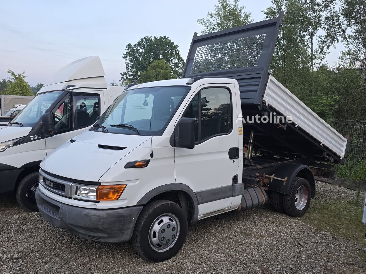 Camion-benne < 3.5t IVECO Daily 35c-12 Wywrotka 3.20 M /Kiper 3-Stronny ! Oryginał ! Z Wło à vendre | Autoline BE Camion-benne < 3.5t IVECO Daily 35c-12 Wywrotka 3.20 M /Kiper 3-Stronny ! Oryginał ! Z Wło - Autoline