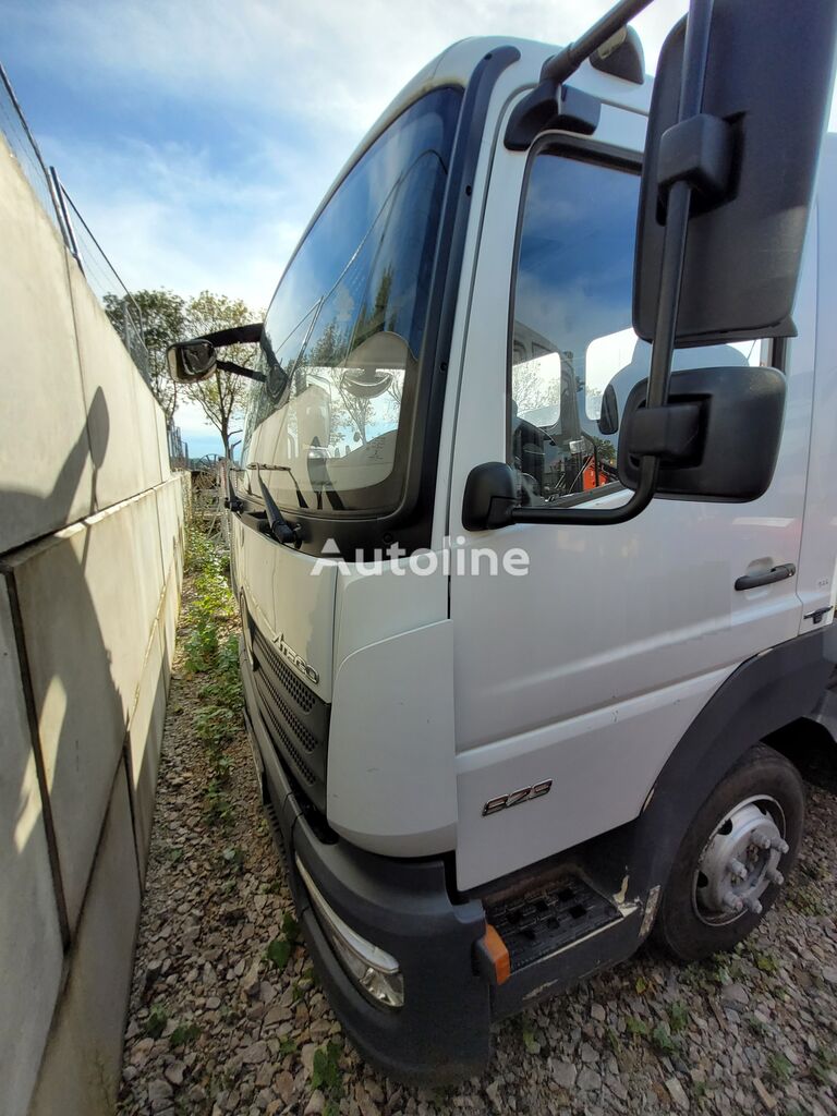 Mercedes-Benz Atego 823 volquete < 3.5t