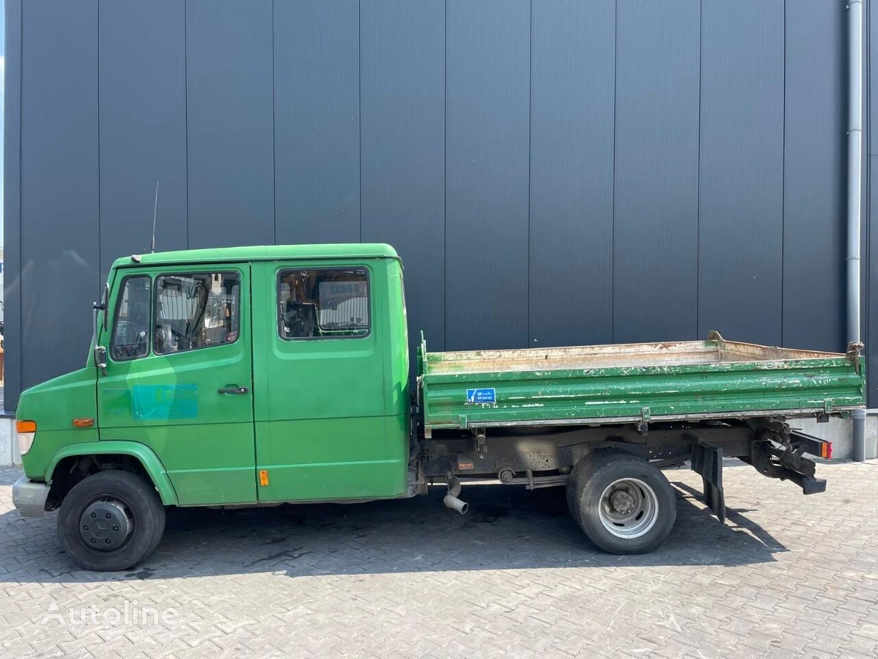 Mercedes-Benz Vario 615 D volquete < 3.5t