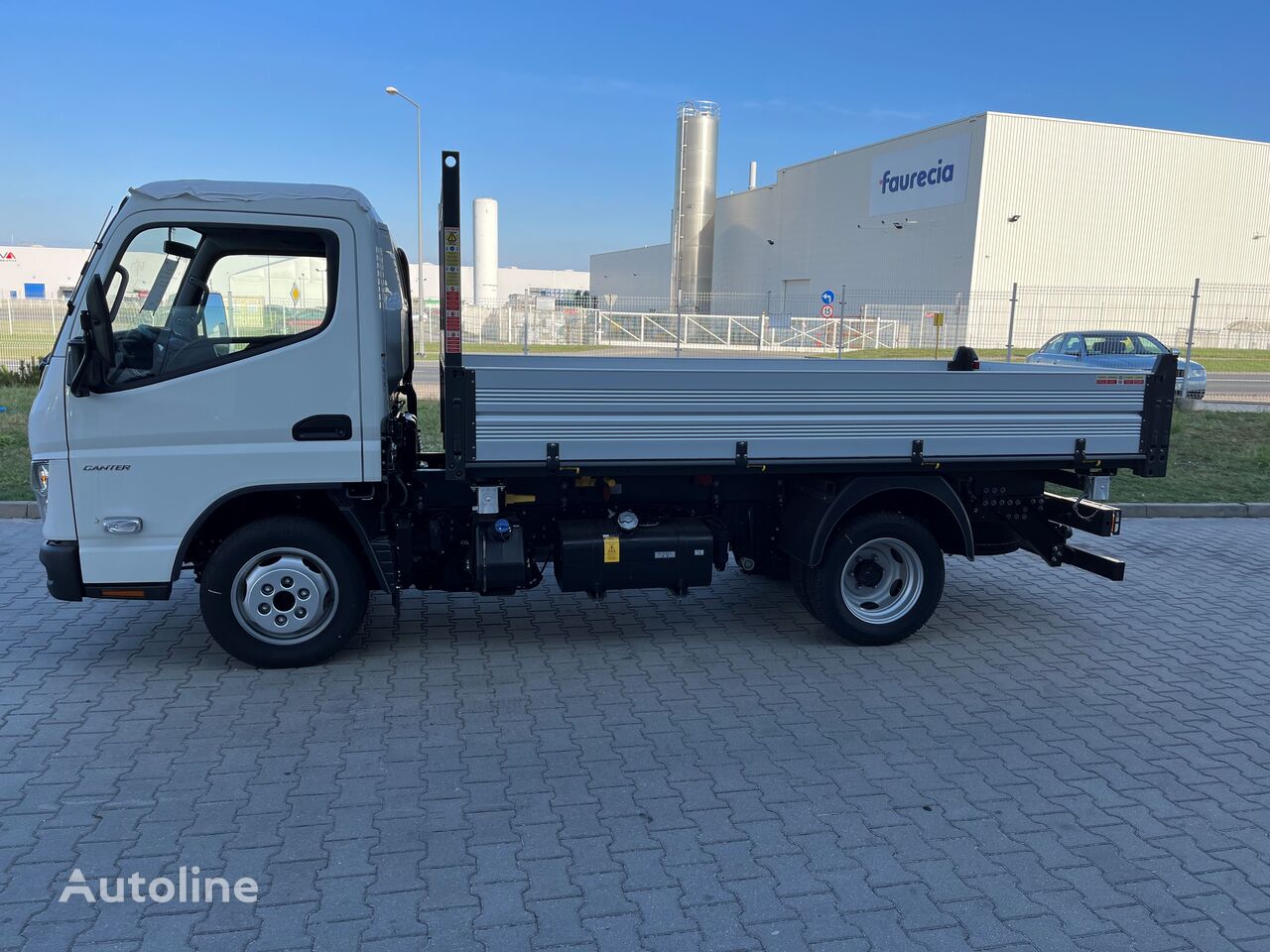 καινούριο ανατρεπόμενο φορτηγό < 3.5τ Mitsubishi Fuso Canter 3S13 wywrotka