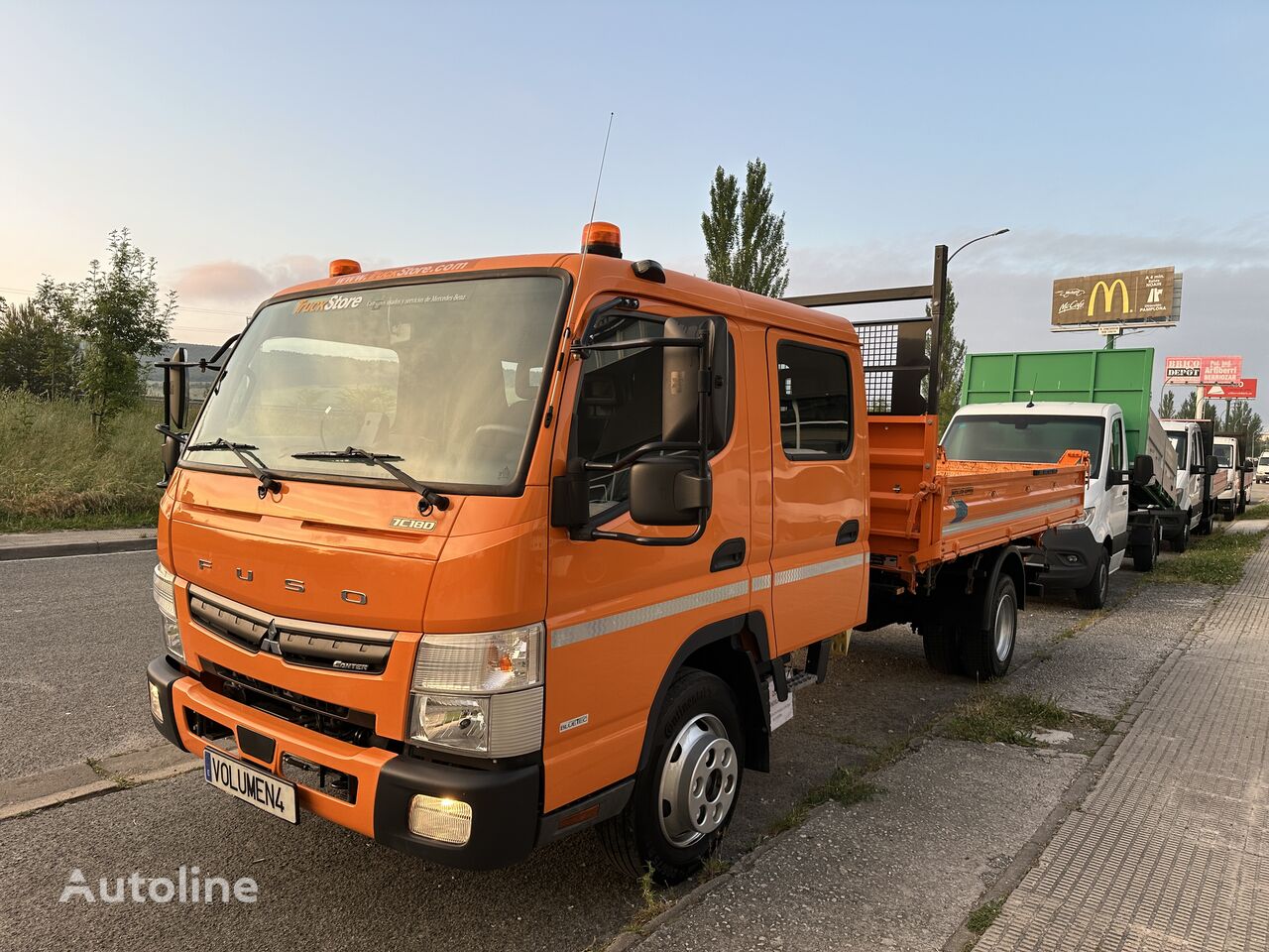 sklápěč < 3.5t Mitsubishi Fuso Canter 7C18