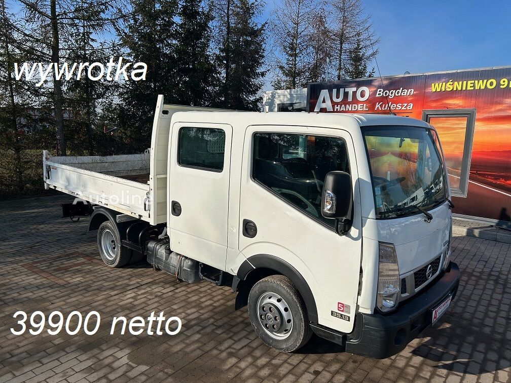 camion-benne < 3.5t Nissan NT400