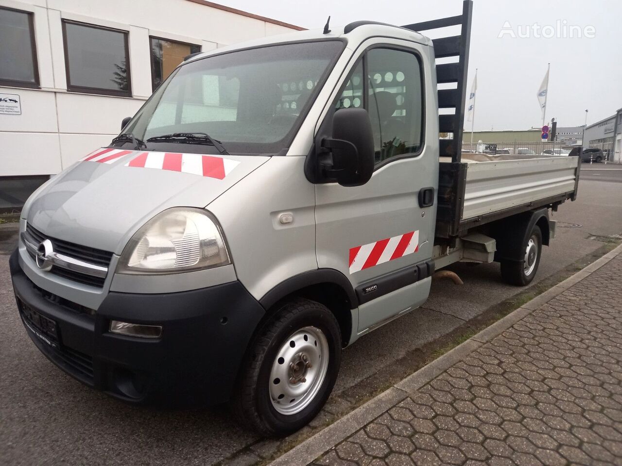 camion-benne < 3.5t Opel Movano 3 way tipper