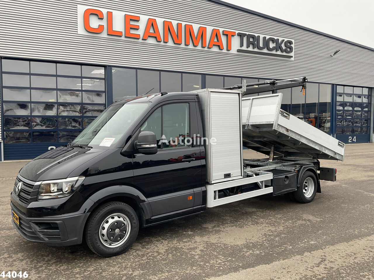 Volkswagen Crafter Euro 6 Hiab 1,3 Tonmeter laadkraan Kipper Just 24.457 Km dump truck < 3.5t