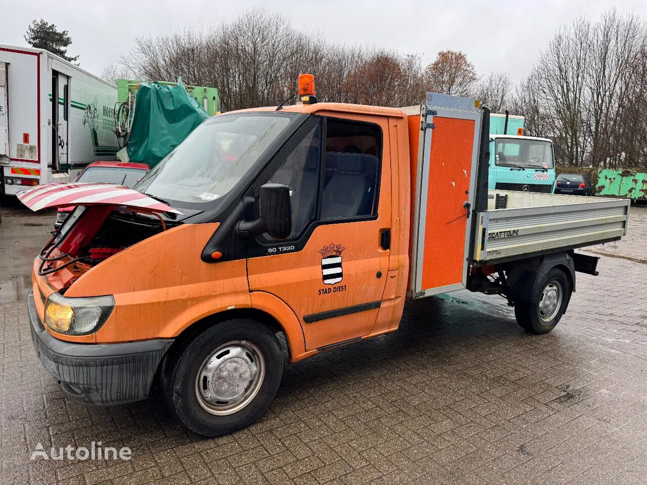 камион со рамна платформа < 3.5т Ford TRANSIT **90T330-BELGIAN VAN**