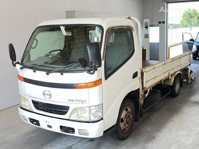 Hino DUTRO flatbed truck < 3.5t