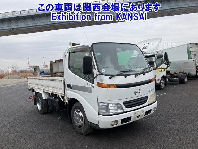 Hino DUTRO flatbed truck < 3.5t