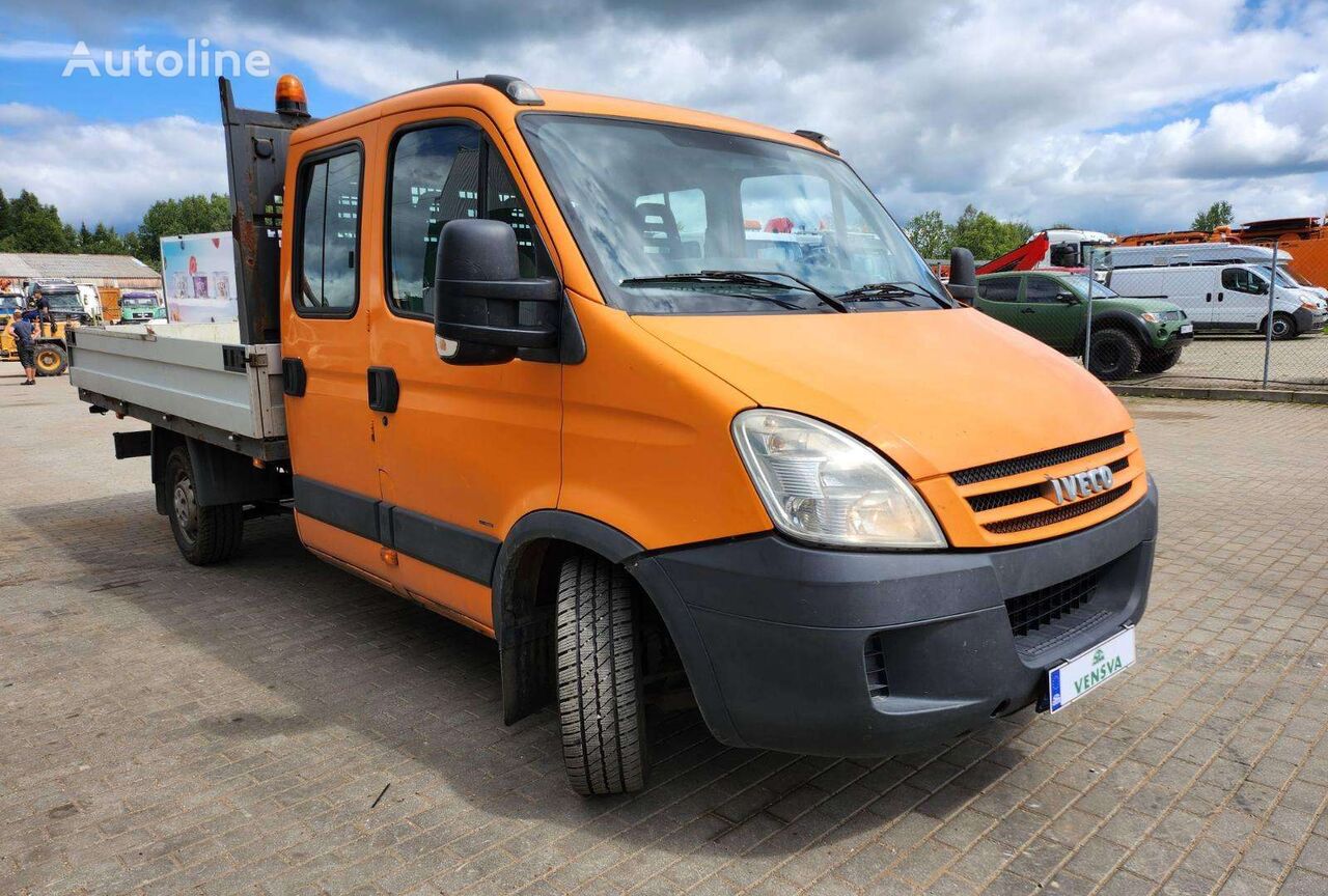 IVECO DAILY 35S12 flatbed truck < 3.5t