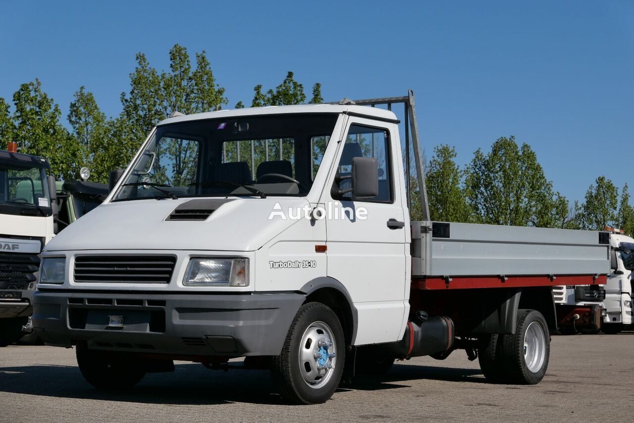 IVECO Daily 35-10 Flatbed 3,5 m camión caja abierta < 3.5t