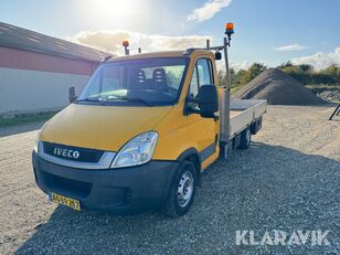 IVECO Daily 35S13 flatbed truck < 3.5t