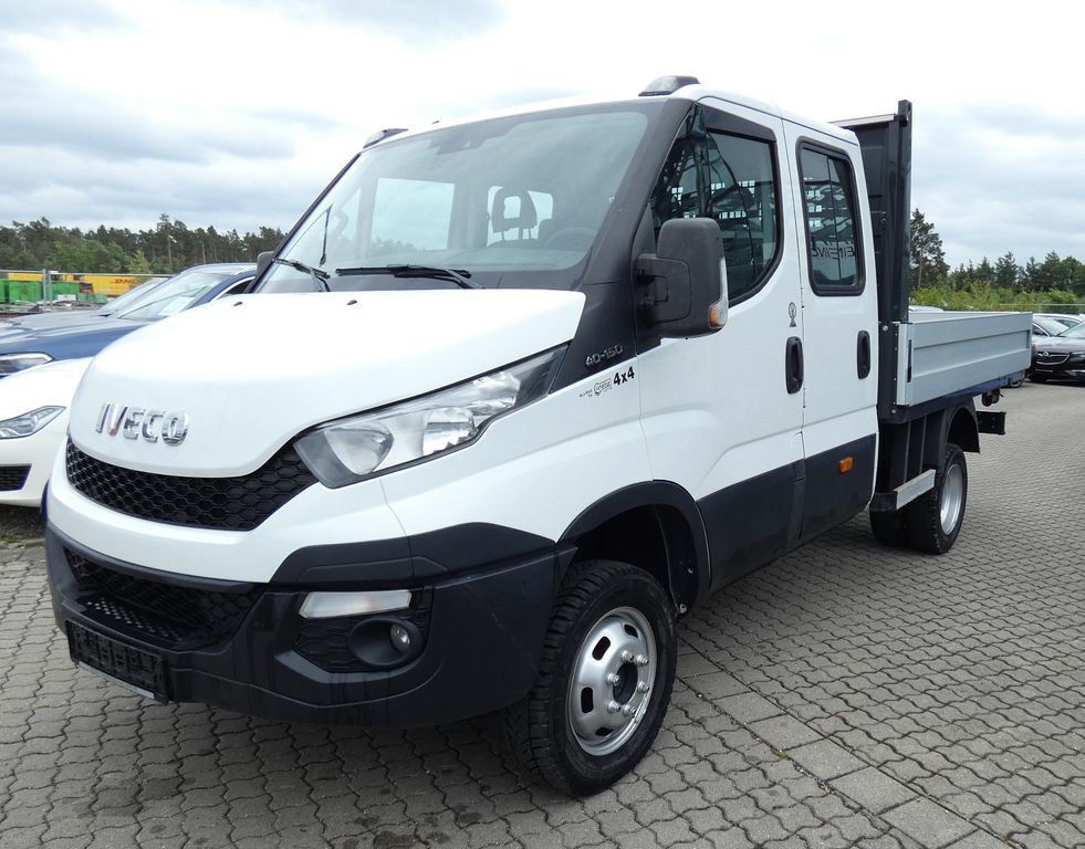 IVECO Daily 40 C15 4x4 Doka flatbed flatbed truck < 3.5t