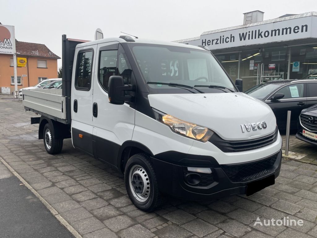 IVECO Daily Doka flatbed camión caja abierta < 3.5t