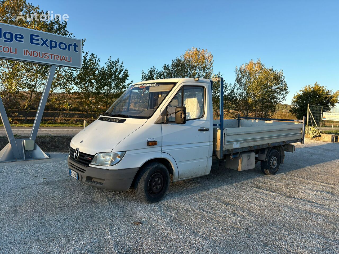 Mercedes-Benz SPRINTER 211 CDI cassonato fladvogn lastbil < 3.5t