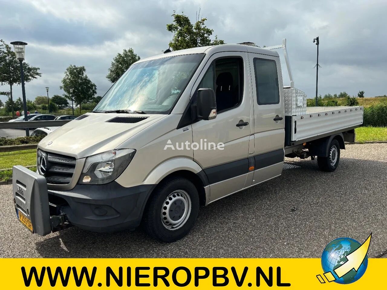 Mercedes-Benz Sprinter 319CDI Dubbelcabine Openlaadbak 5+1 Pers Trekhaak V6 11 kamion s ravnom platformom < 3.5t