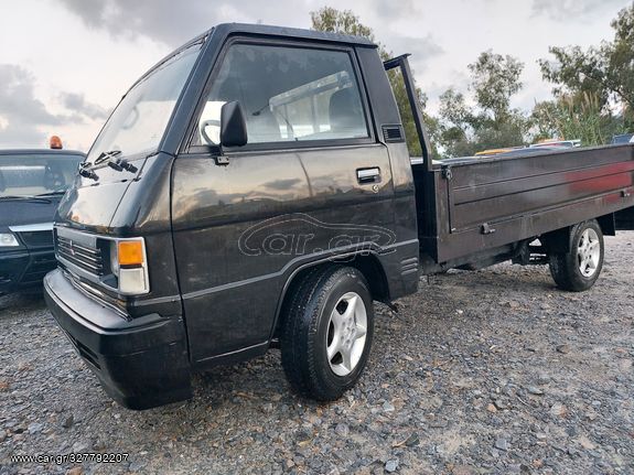 Mitsubishi L300 platós teherautó < 3.5t