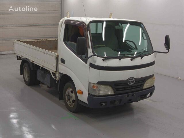 Toyota DYNA flatbed truck < 3.5t