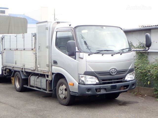 tovornjak tovorna ploščad < 3.5t Toyota DYNA