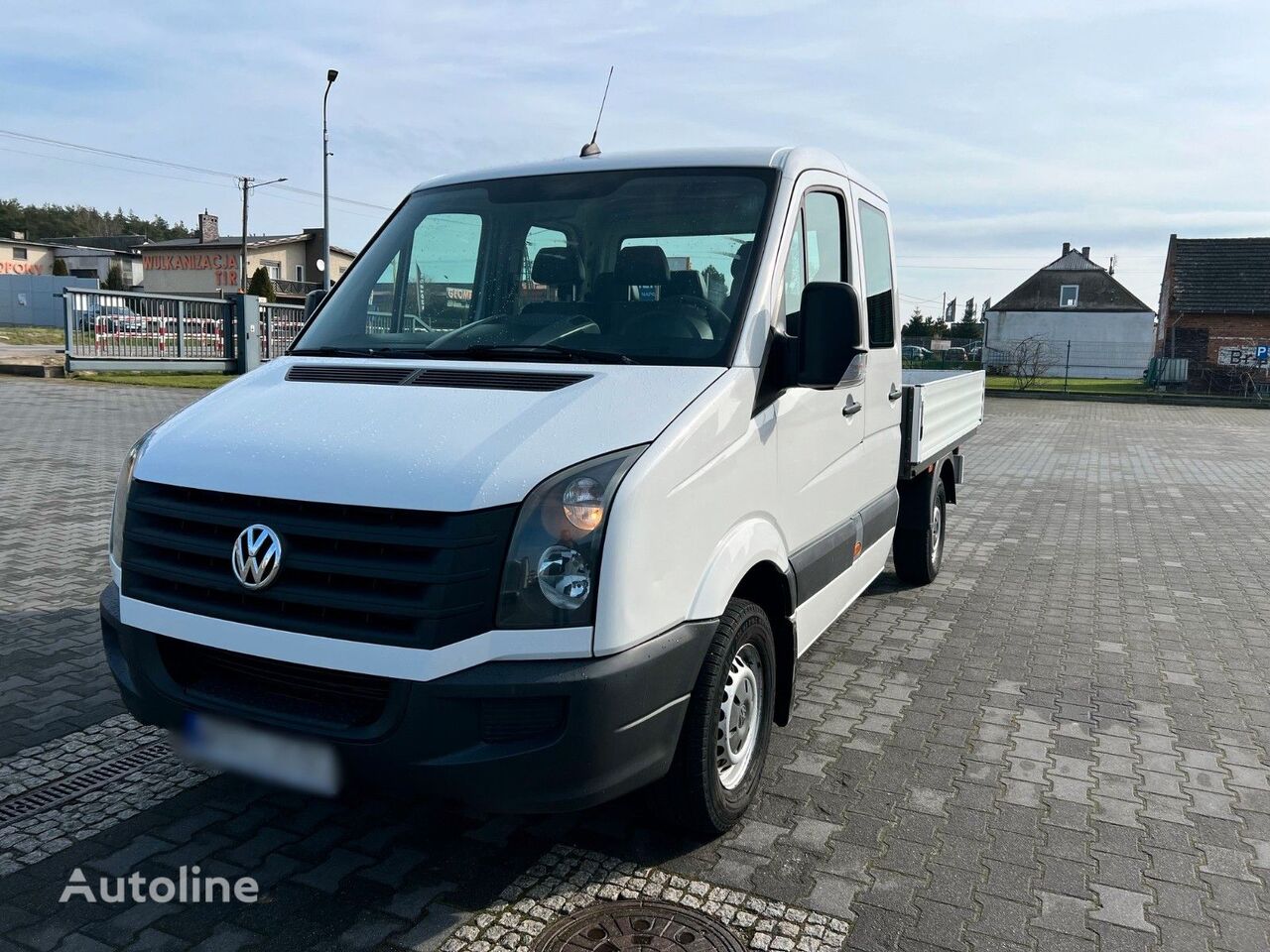 Volkswagen Crafter flatbed truck < 3.5t