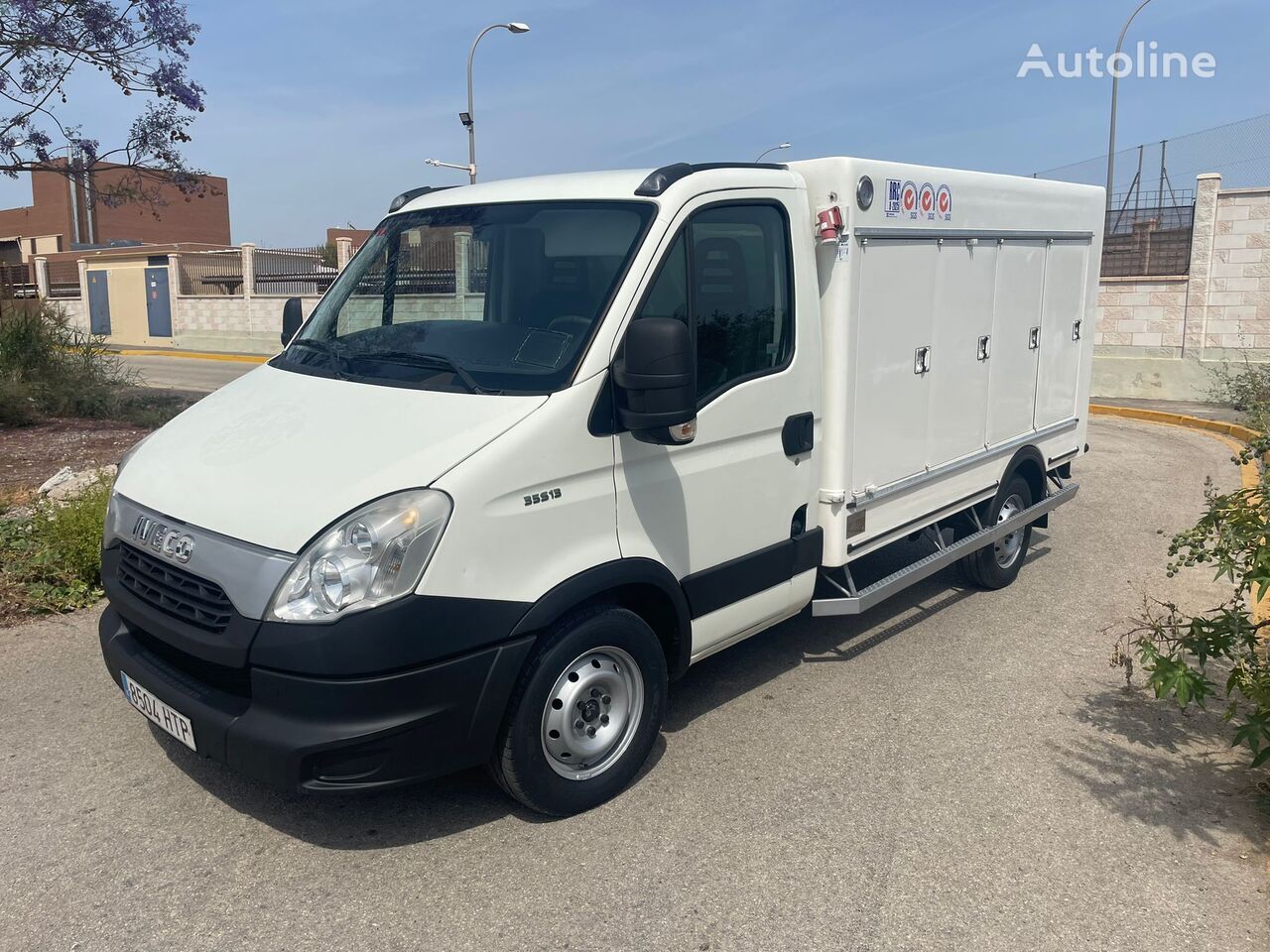 IVECO DAILY    camión de helados < 3.5t