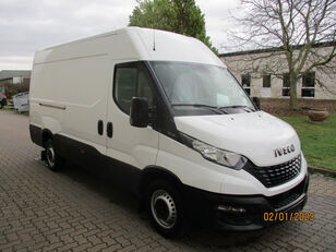 封闭箱式车 IVECO 35S16