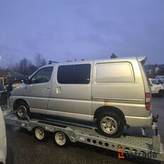 цельнометаллический фургон Toyota HIACE 4WD