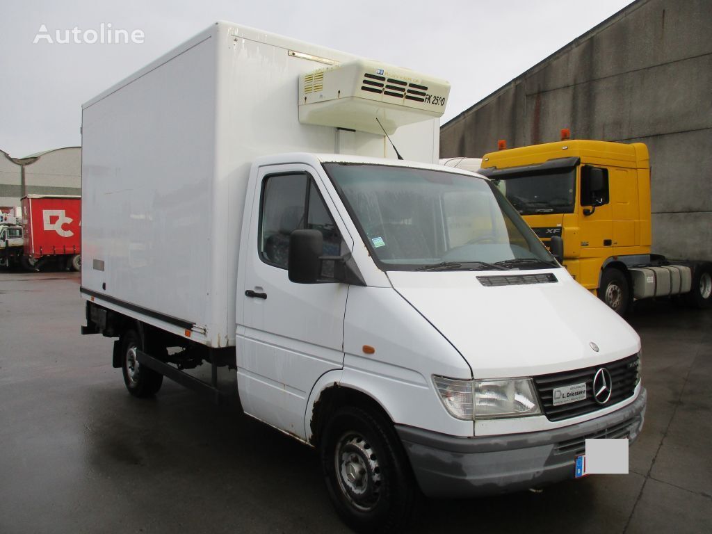 Mercedes-Benz Sprinter 312 refrigerated truck < 3.5t