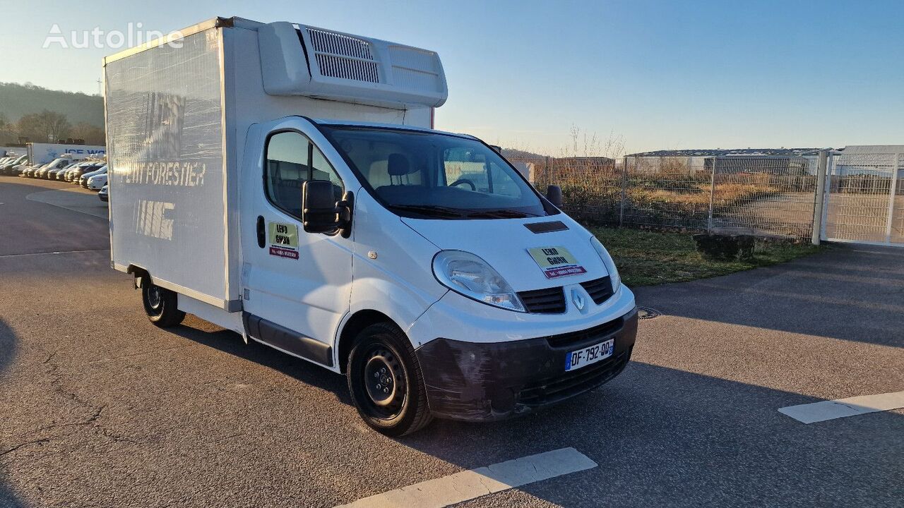 Renault 2,0L DCI 115 refrigerated truck < 3.5t