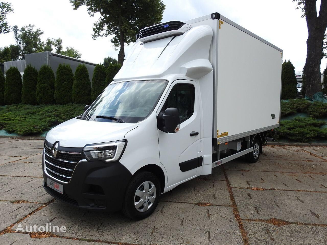 新しいRenault MASTER NOWY CHŁODNIA -10*C WINDA 8 PALET FUNKCJA GRZANIA ZASILAN 冷蔵トラック（3.5t未満）