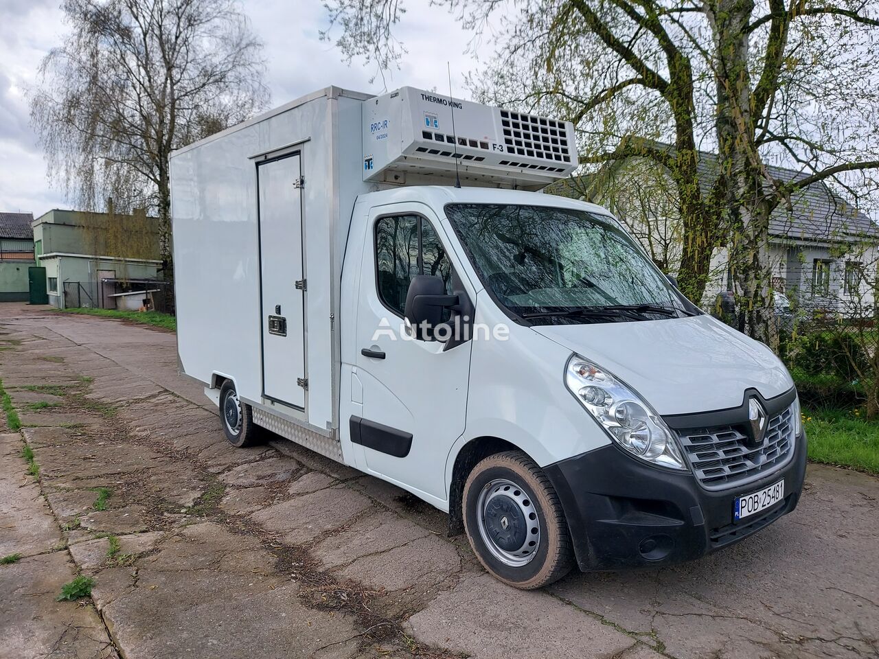 хладилен камион < 3.5т Renault Master