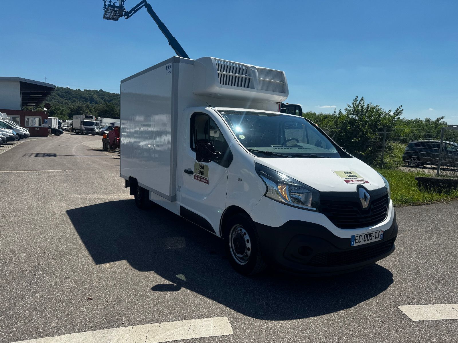 Renault Trafic 1,6L  camión frigorífico < 3.5t