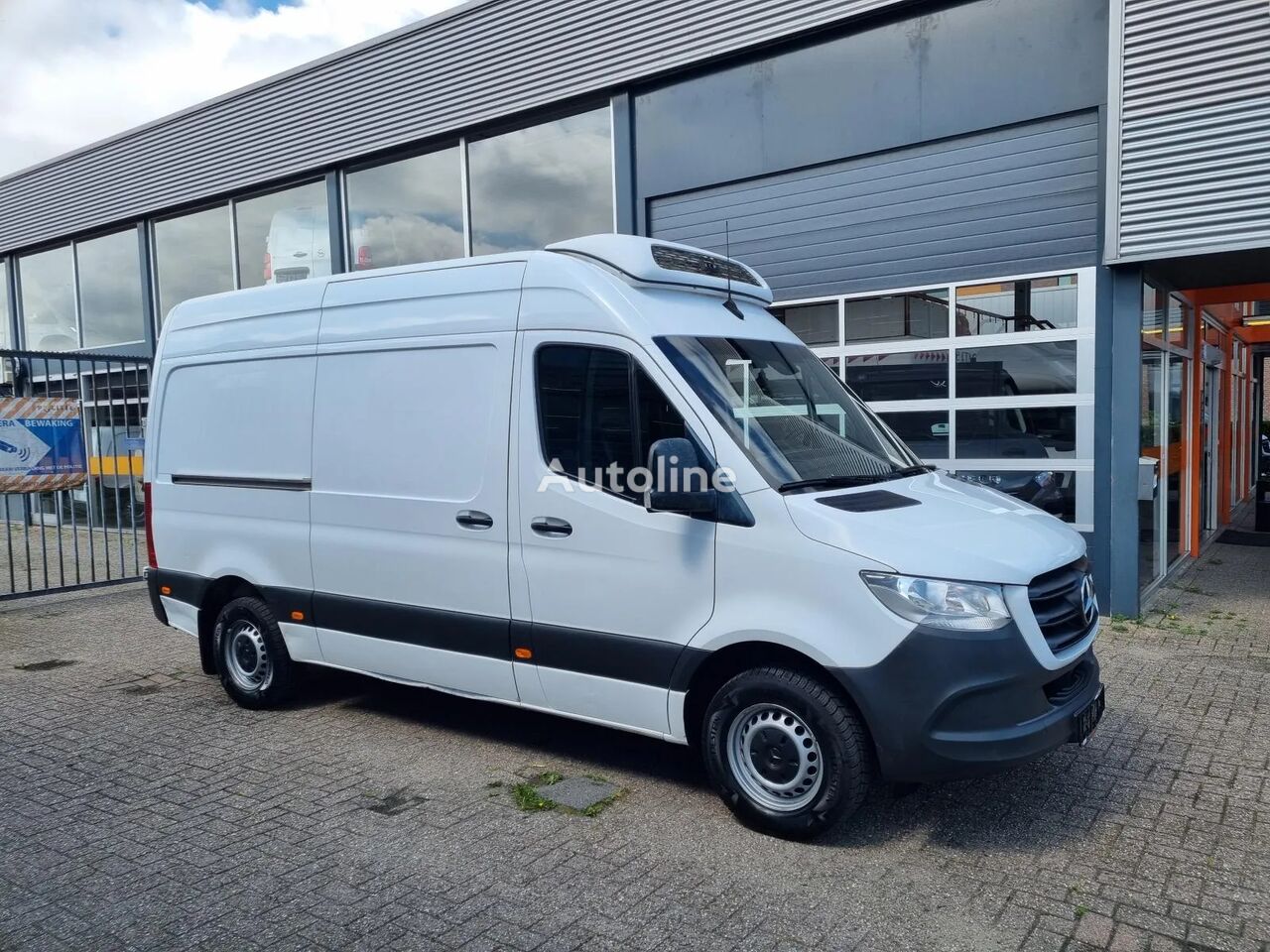 микроавтобус рефрижератор Mercedes-Benz Sprinter 314 CDI L2H2 Koelwagen Thermo-King V300 ST 230V Euro 6