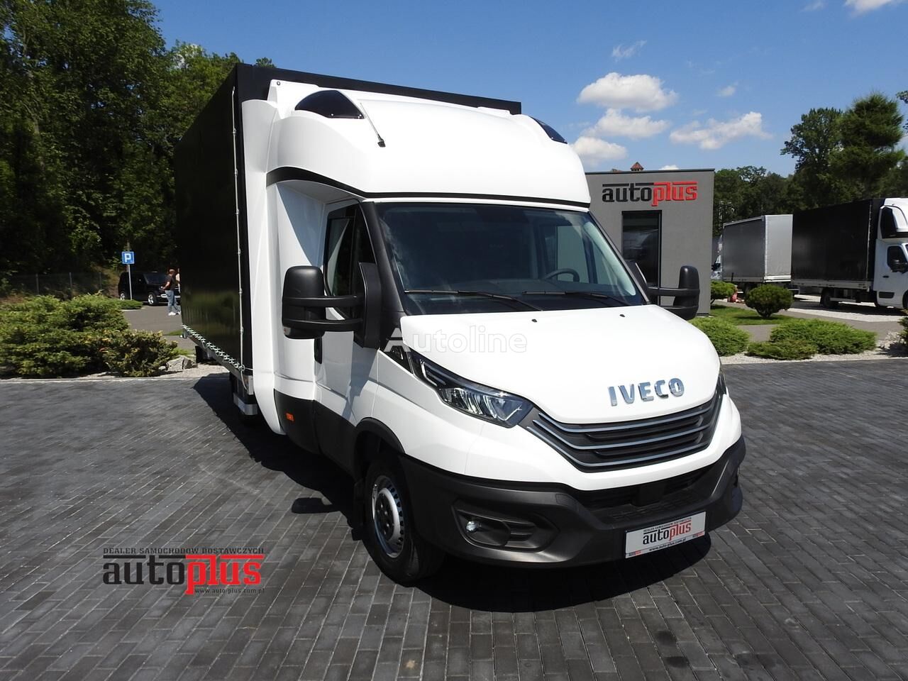 camion cu prelata < 3.5t IVECO DAILY 35S18 nou