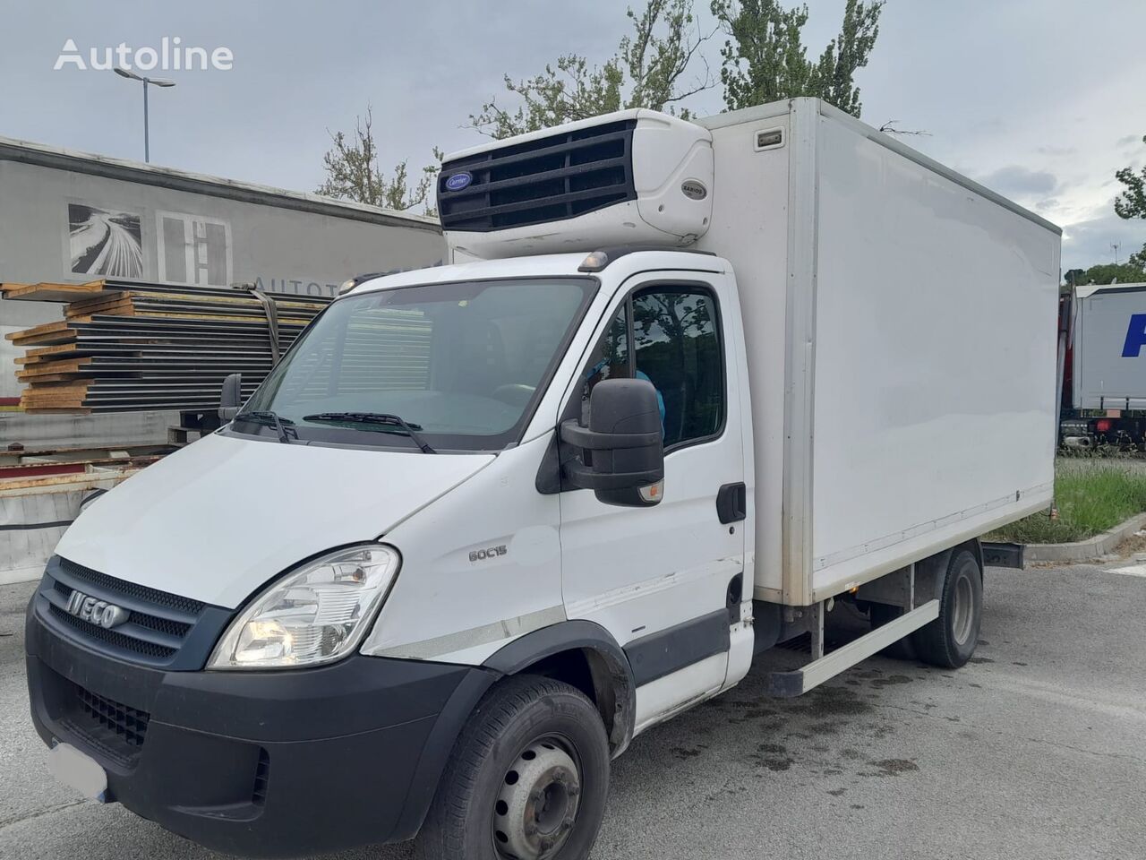 тентованный грузовик < 3.5т IVECO Daily 65C15