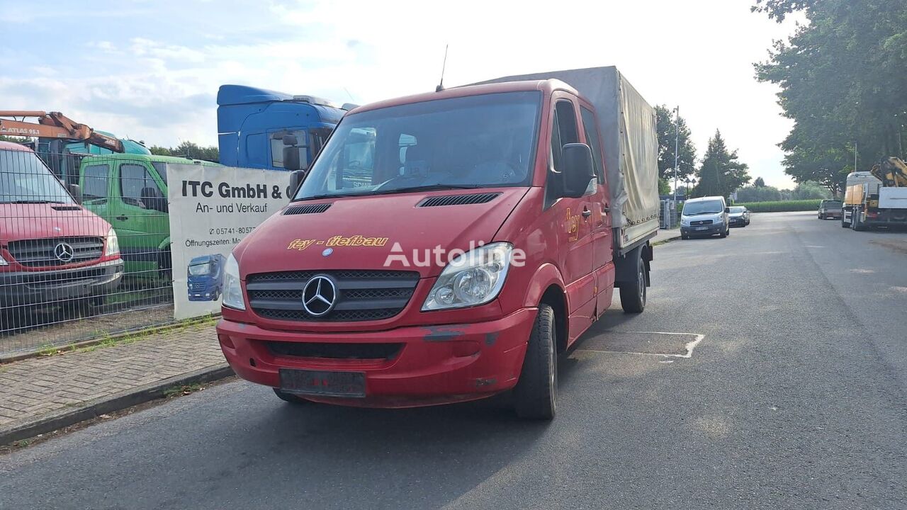 Mercedes-Benz 319  camión toldo < 3.5t