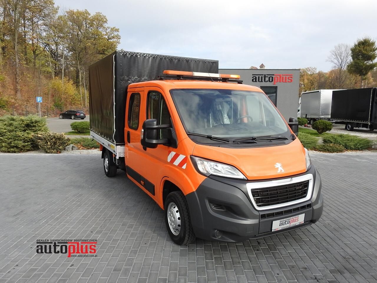 тентованный грузовик < 3.5т Peugeot BOXER SKRZYNIA PLANDEKA PODWÓJNA KABINA DOKA 7 MIEJSC KLIMATYZAC