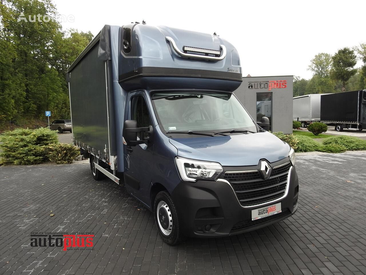 Renault MASTER  kamion s ceradom < 3.5t