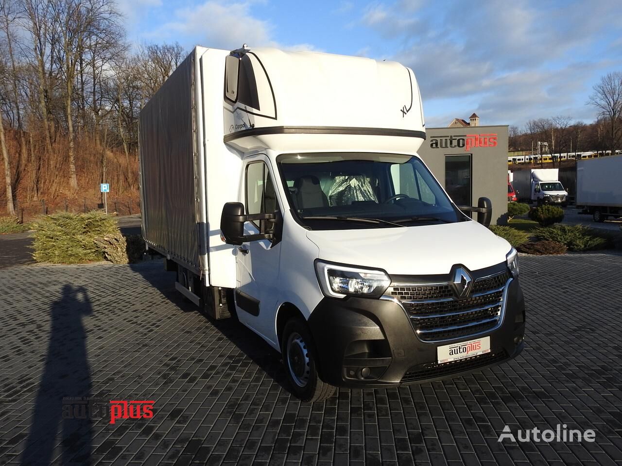 Renault MASTER PLANDEKA WINDA kamion s ceradom < 3.5t